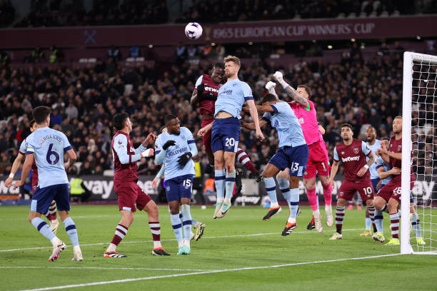 下全神贯注 下全神贯注