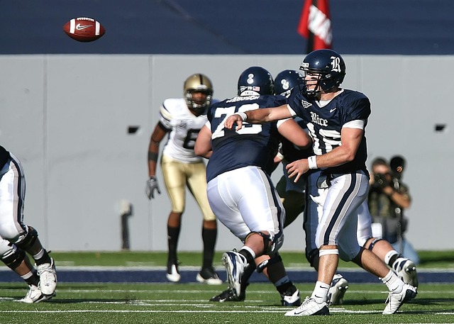 年队正逐步 年队正逐步