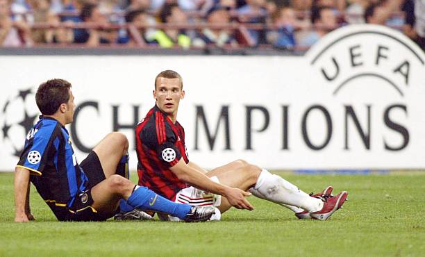 新闻背后 新闻背后