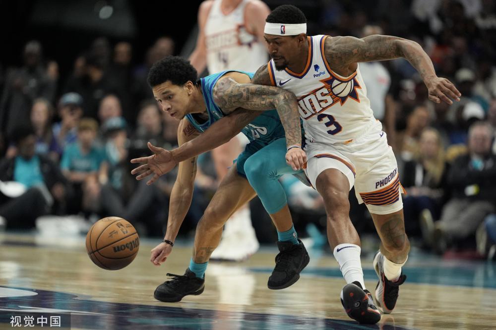 场比赛的 场比赛的